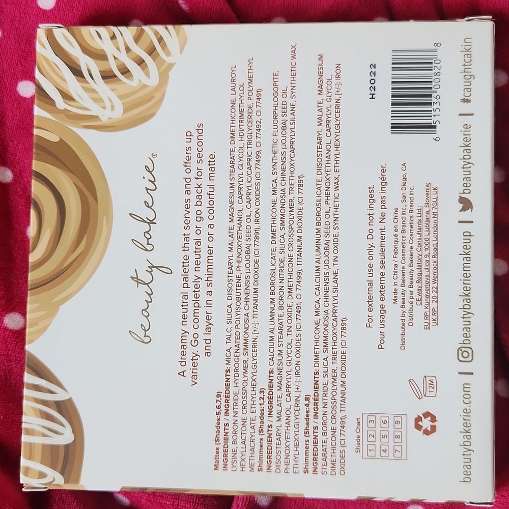 Beauty Bakerie The Chosen Bun Eyeshadow Palette - Cream and Brown - Picture 2 of 8